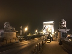 The famous Chain Bridge linking Buda and Pest